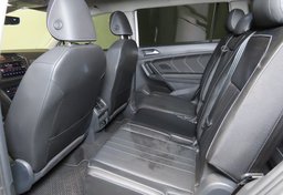 2023 Volkswagen Tiguan - Image 30