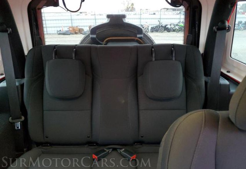 2020 Jeep Wrangler - Image 5