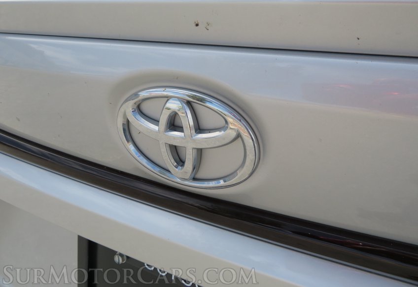 2020 Toyota Corolla - Image 17