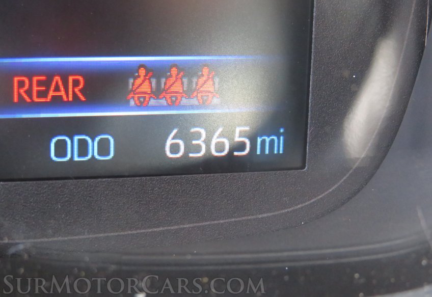 2020 Toyota Corolla - Image 30