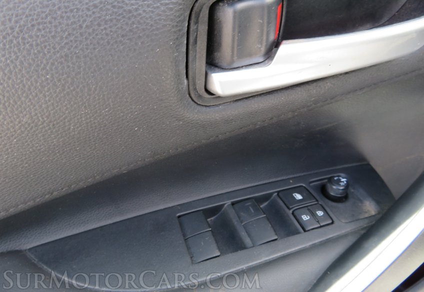 2020 Toyota Corolla - Image 38
