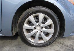 2020 Toyota Corolla - Image 18