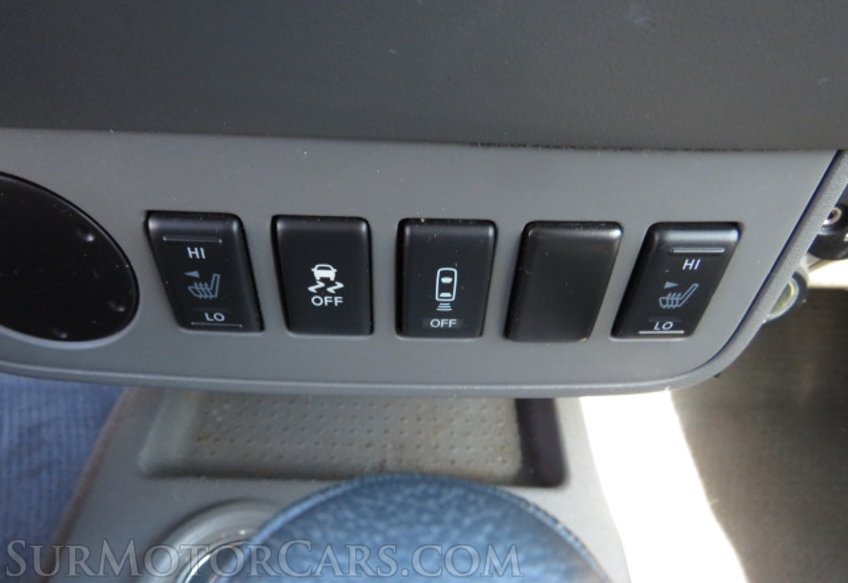 2020 Nissan Frontier - Image 40