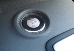 2020 Nissan Frontier - Image 41