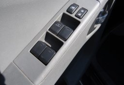 2020 Nissan Frontier - Image 37