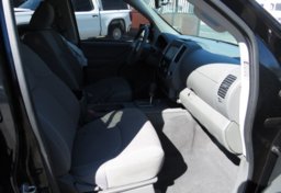 2020 Nissan Frontier - Image 27