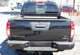 2020 Nissan Frontier - Image 10