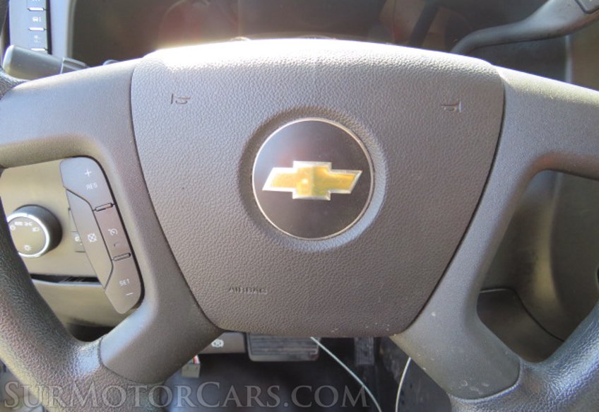 2019 Chevrolet Express Cargo Van - Image 33