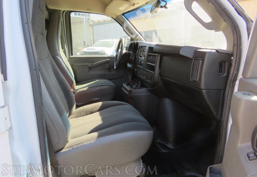2019 Chevrolet Express Cargo Van - Image 24