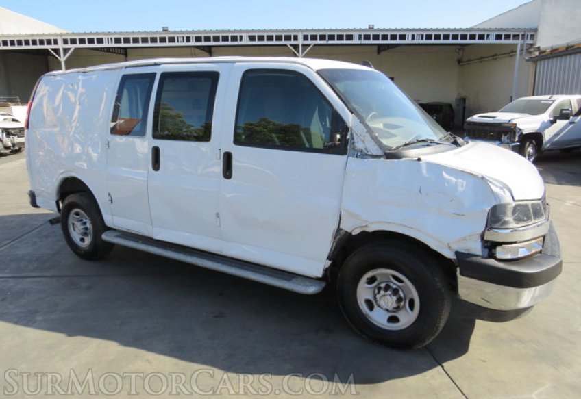 2019 Chevrolet Express Cargo Van - Image 2