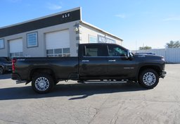 2020 Chevrolet Silverado 3500HD - Image 9