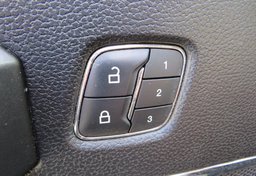 2019 Ford F-150 - Image 59