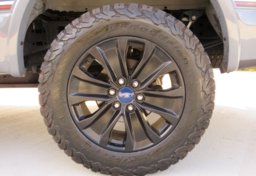 2019 Ford F-150 - Image 24