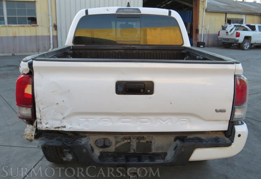 2020 Toyota Tacoma 4WD - Image 12