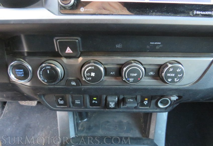 2020 Toyota Tacoma 4WD - Image 34