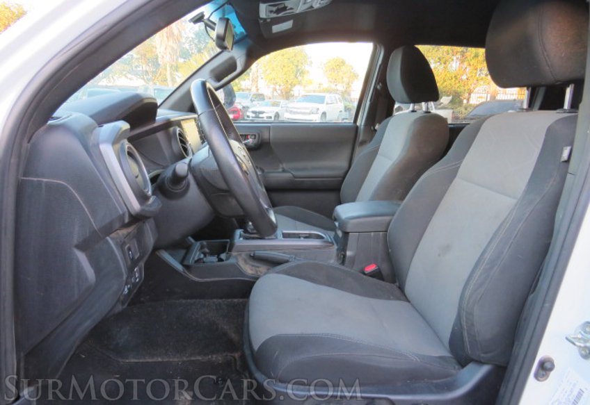 2020 Toyota Tacoma 4WD - Image 26