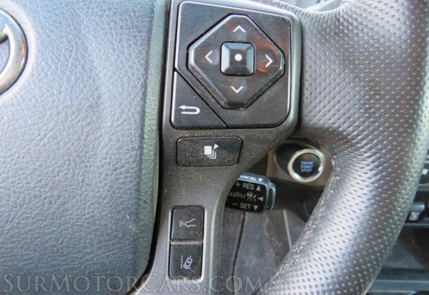 2020 Toyota Tacoma 4WD - Image 40