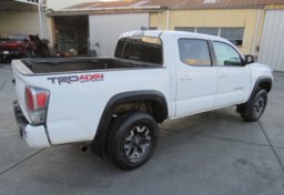 2020 Toyota Tacoma 4WD - Image 7