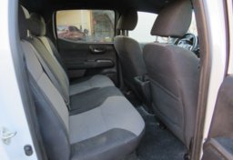 2020 Toyota Tacoma 4WD - Image 31