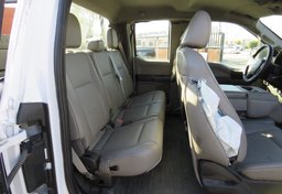 2019 Ford F-150 - Image 30