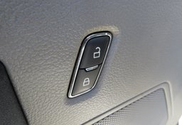 2019 Ford F-150 - Image 40
