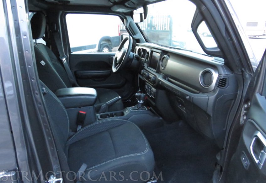 2021 Jeep Wrangler - Image 23