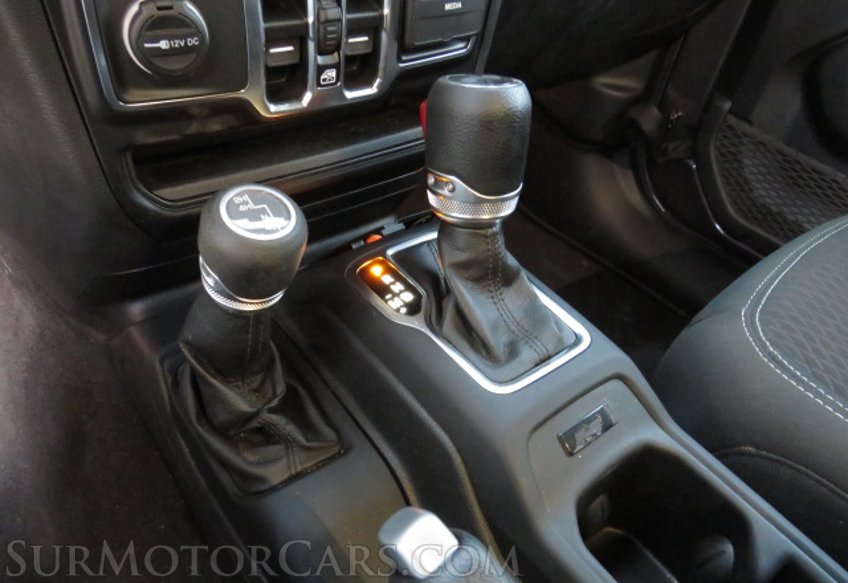 2021 Jeep Wrangler - Image 42