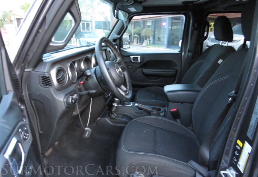 2021 Jeep Wrangler - Image 19