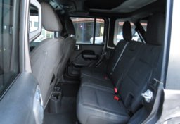 2021 Jeep Wrangler - Image 25