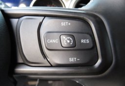 2021 Jeep Wrangler - Image 32