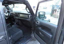 2021 Jeep Wrangler - Image 21