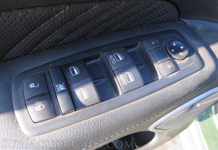 2020 Jeep Grand Cherokee - Image 36