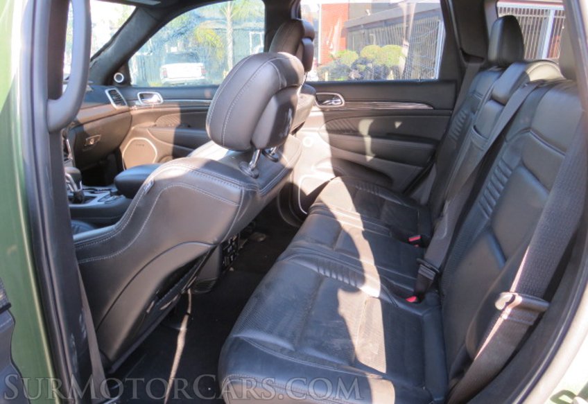 2020 Jeep Grand Cherokee - Image 30