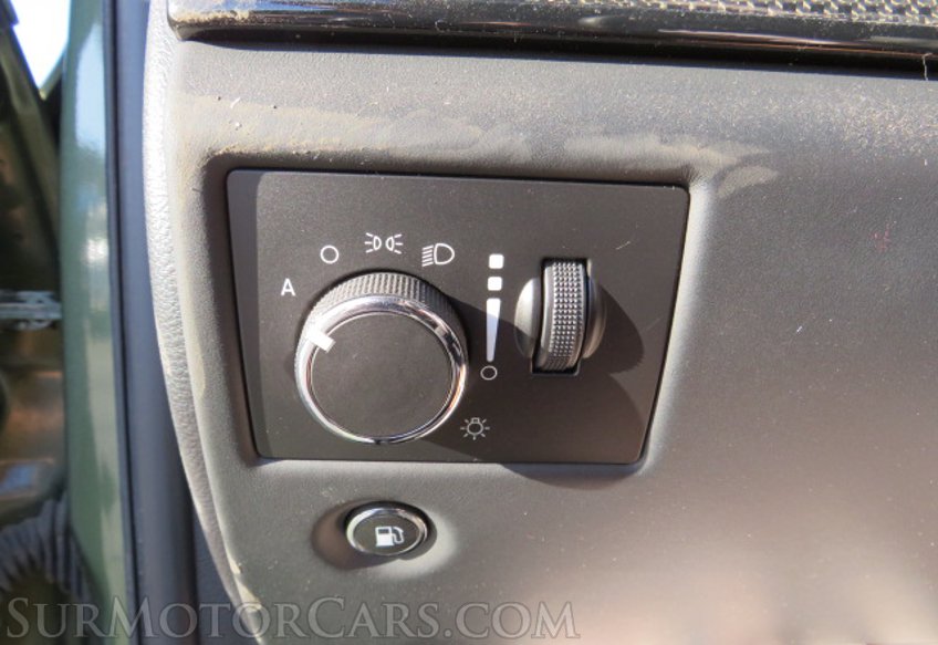 2020 Jeep Grand Cherokee - Image 38