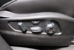 2019 Cadillac XT4 Premium Luxury - Image 39