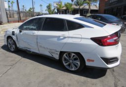 2019 Honda Clarity Plug-In Hybrid - Image 6