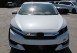 2019 Honda Clarity Plug-In Hybrid - Image 9