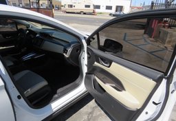 2019 Honda Clarity Plug-In Hybrid - Image 21