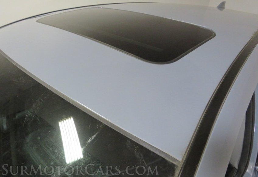 2022 Honda CR-V Hybrid - Image 16