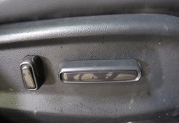 2022 Honda CR-V Hybrid - Image 28