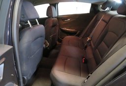 2023 Chevrolet Malibu - Image 33