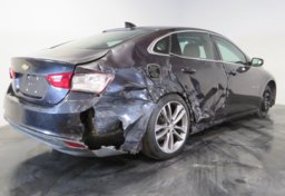 2023 Chevrolet Malibu - Image 12