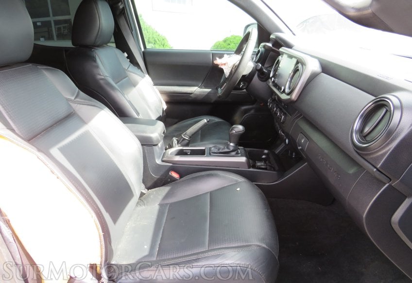 2021 Toyota Tacoma 4WD - Image 23