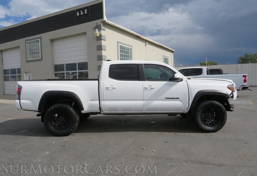 2021 Toyota Tacoma 4WD - Image 9