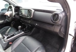 2021 Toyota Tacoma 4WD - Image 19