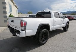 2021 Toyota Tacoma 4WD - Image 5