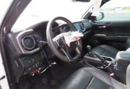 2021 Toyota Tacoma 4WD - Image 18