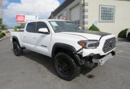 2021 Toyota Tacoma 4WD - Image 4