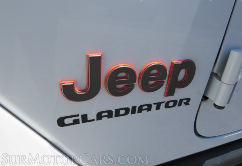 2020 Jeep Gladiator - Image 17