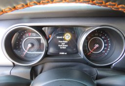 2020 Jeep Gladiator - Image 38